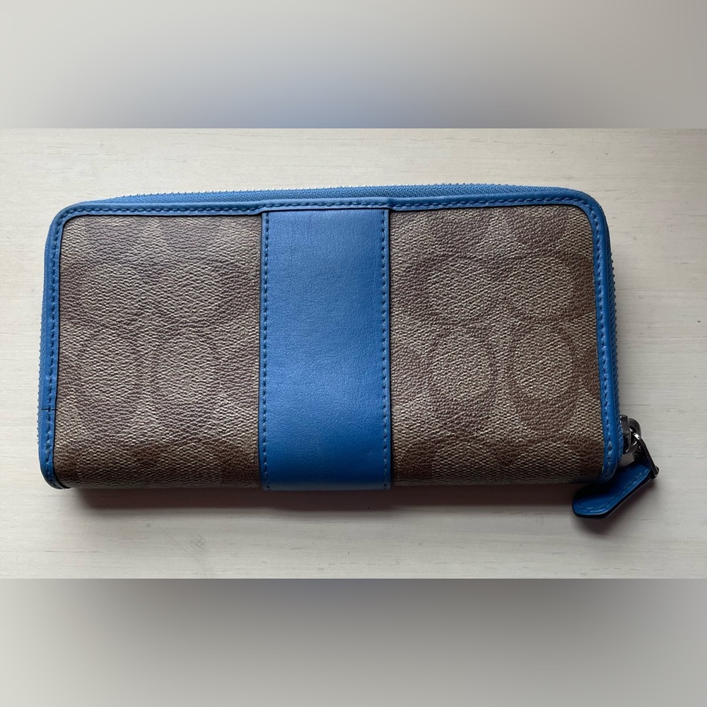 Accordion Zip Wallet In Signature Canvas - image 3